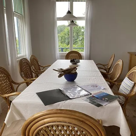 Historisches Strandanwesen Mit Meerblick By Interhome