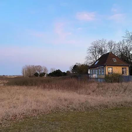 Historisches Strandanwesen Mit Meerblick By Interhome Дом отдыха *