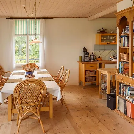 Historisches Strandanwesen Mit Meerblick By Interhome