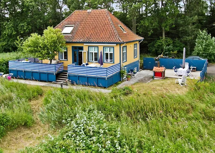 Historisches Strandanwesen Mit Meerblick By Interhome *