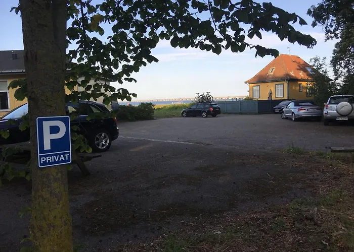 Historisches Strandanwesen Mit Meerblick By Interhome 別荘 *