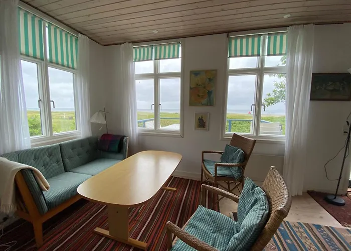 Hébergement de vacances Historisches Strandanwesen Mit Meerblick By Interhome *