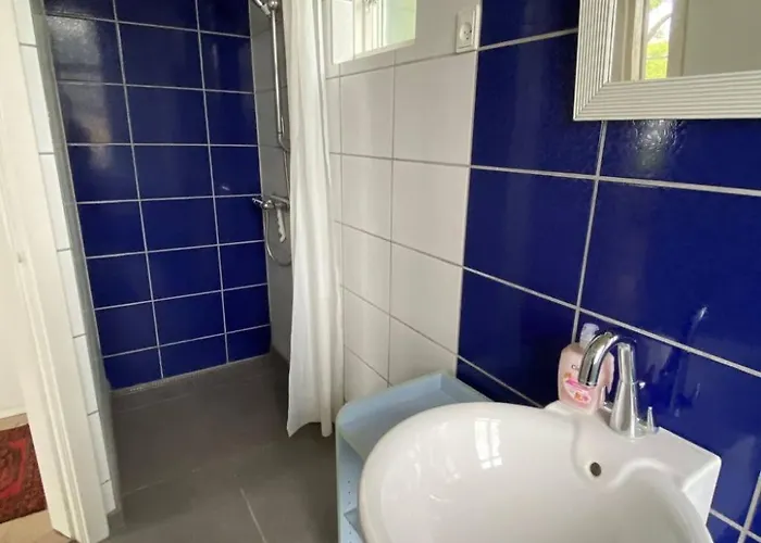 Hébergement de vacances Historisches Strandanwesen Mit Meerblick By Interhome