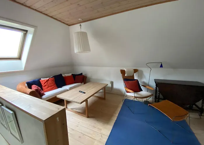 別荘 Historisches Strandanwesen Mit Meerblick By Interhome *
